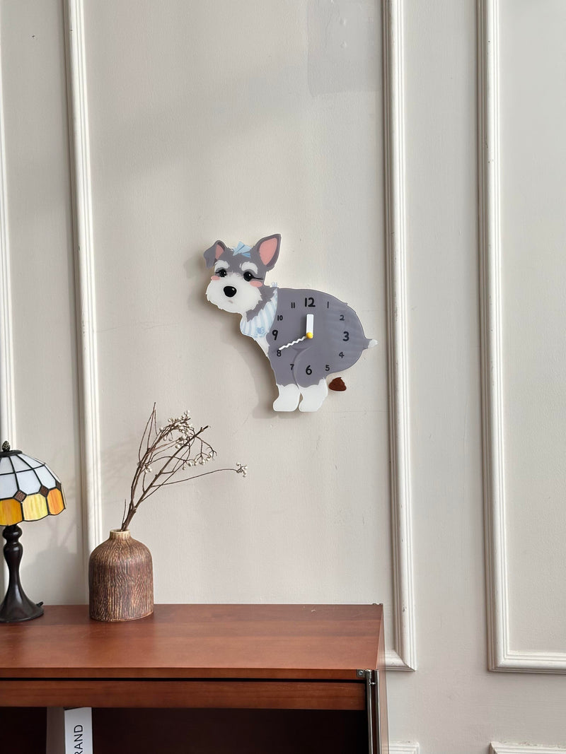Schnauzer „Poop-Time“ Wanduhr mit schwingendem Pendel