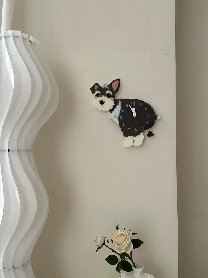 Schnauzer „Poop-Time“ Wanduhr mit schwingendem Pendel