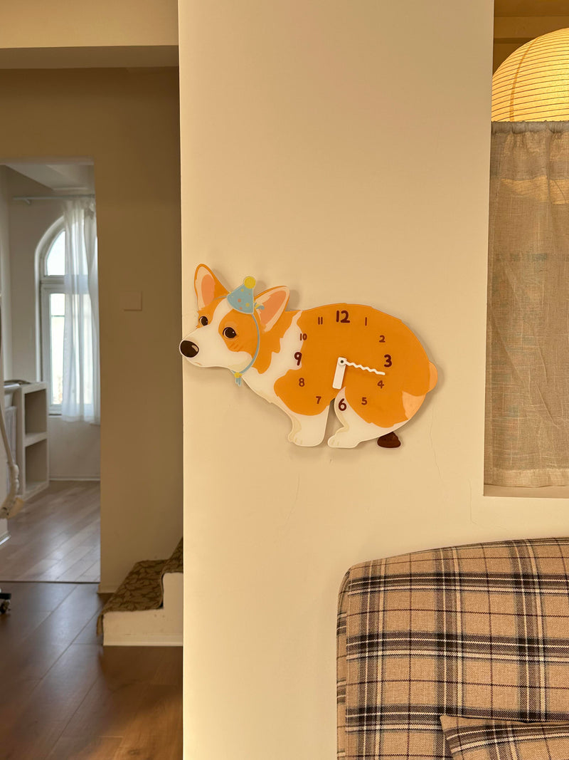 Corgi „Poop-Time“ Wanduhr mit schwingendem Pendel