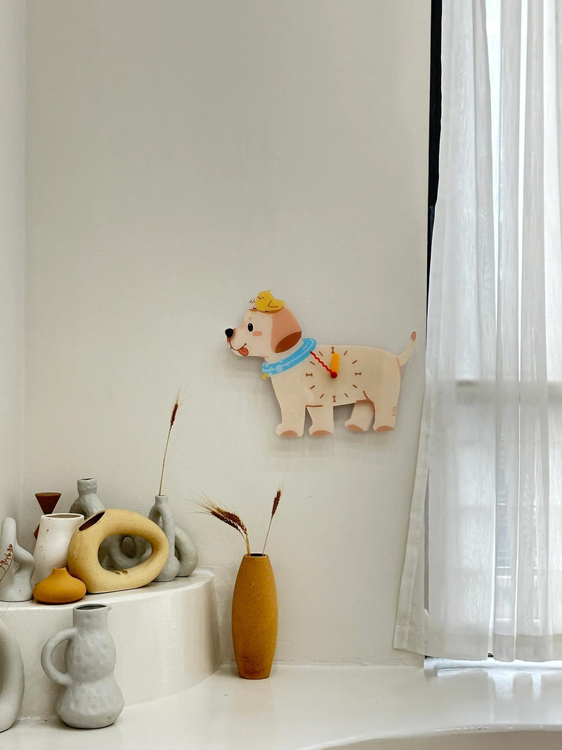 Labrador Retriever Wall Clock with Swinging Paw