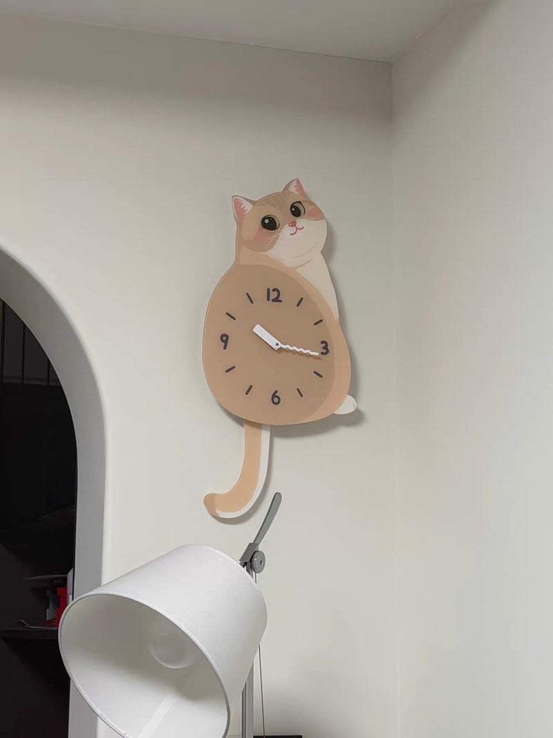 Shaded British Shorthair Wall Clock with Wagging Tail
