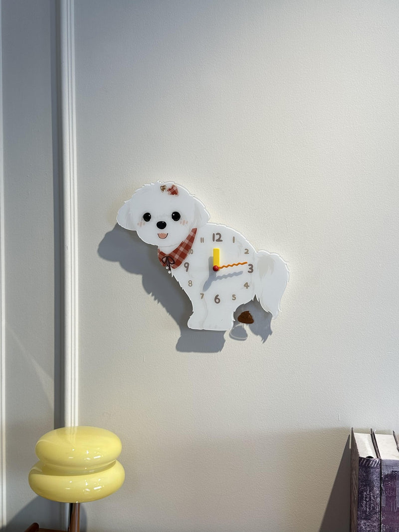 Maltese pendulum wall clock in a home setting 4